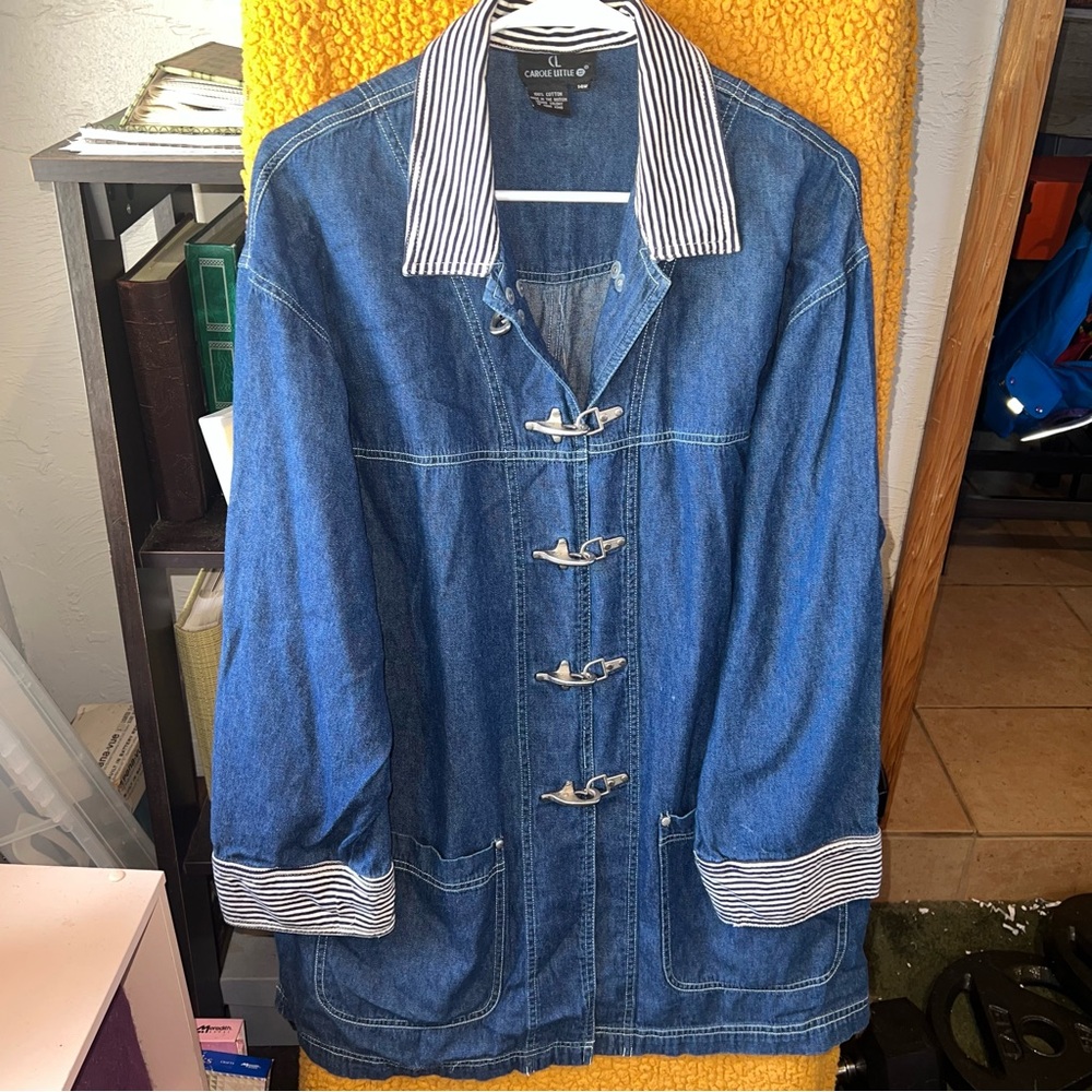 Lightweight Denim Jacket with Clasp Buttons